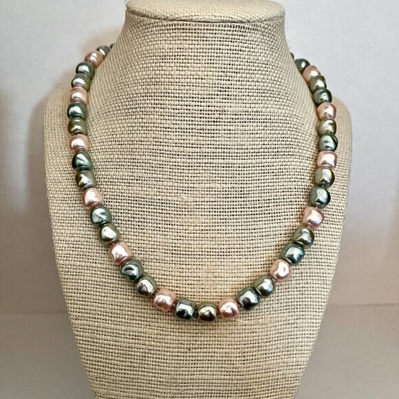 Pearl Bead Necklace and Bracelet Set - Picture 8 of 11